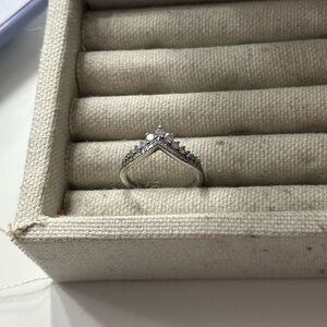Pandora ring